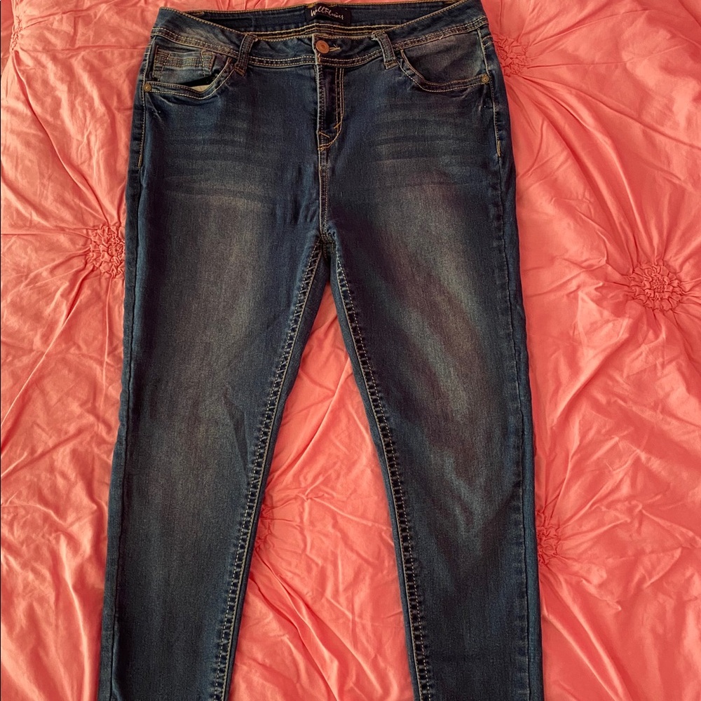 *Like New Worn Once* Juniors Wallflower Jeans